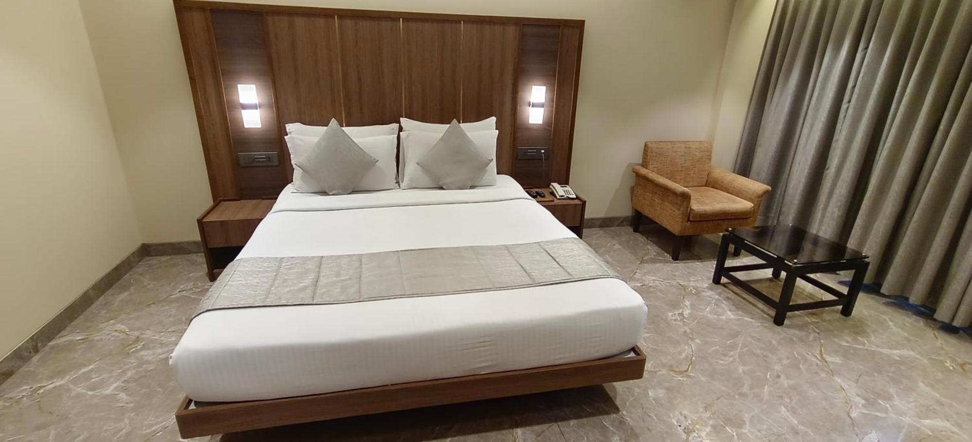 Hotel Archana Residency Мумбаї Екстер'єр фото