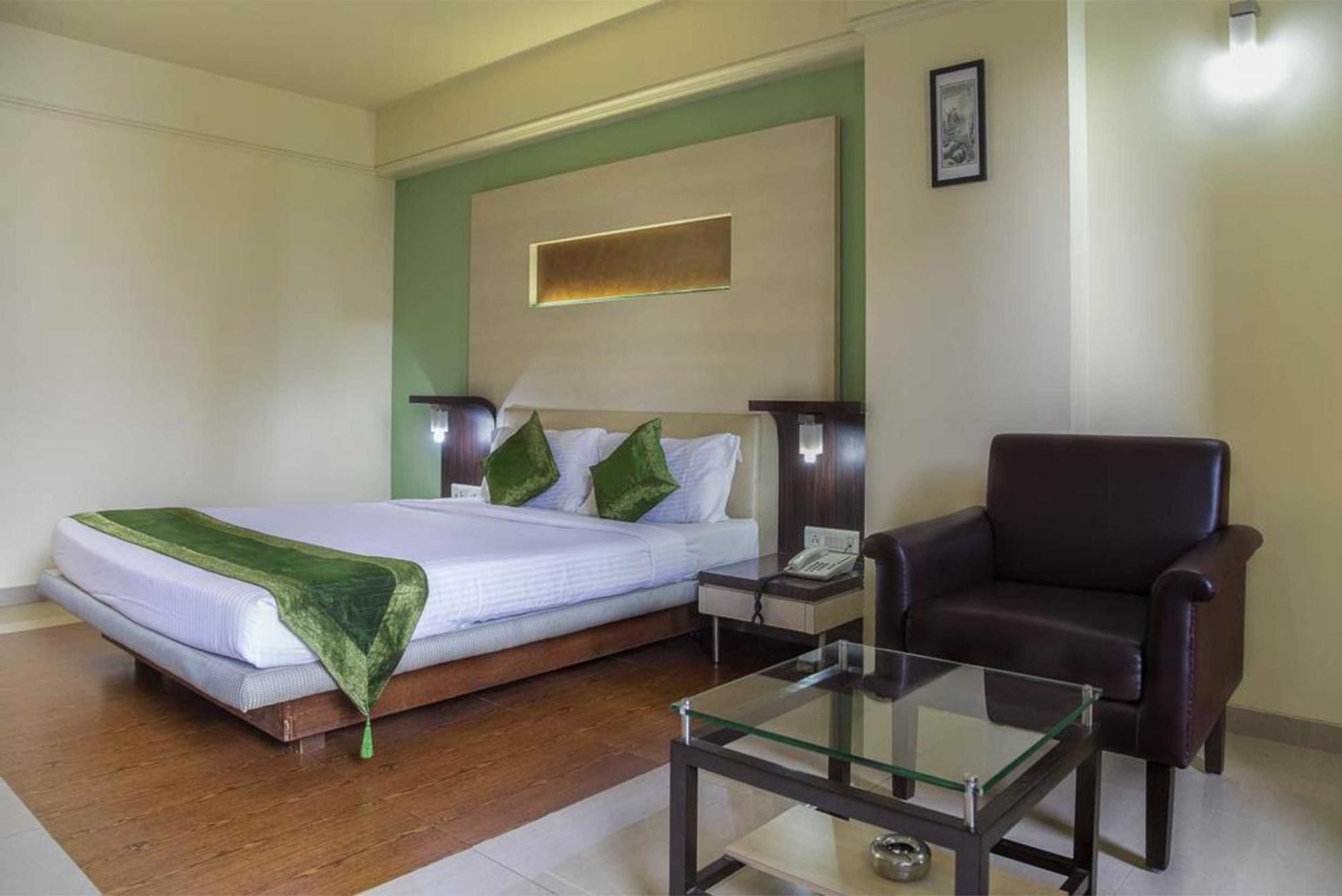 Hotel Archana Residency Мумбаї Екстер'єр фото